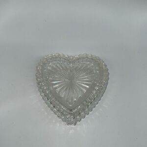 Vintage 24% Lead Crystal Heart Shaped Clear Crystal Trinket Dish Candy Teleflora